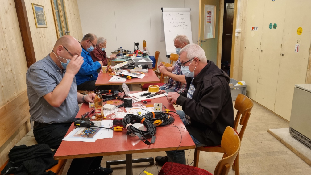 Antennenworkshop am 05.06.2021 (Bild 20 von 22) Antennenworkshop am 05.06.2021 (Bild 20 von 22)