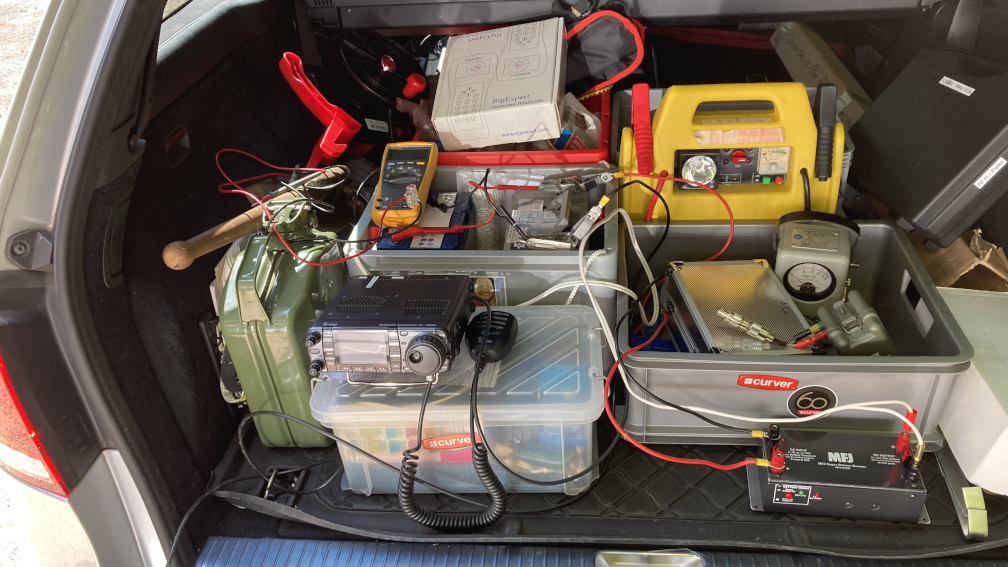 Familienfuchsjagd am 12.09.2021 (Bild 7 von 20) Familienfuchsjagd am 12.09.2021 (Bild 7 von 20)