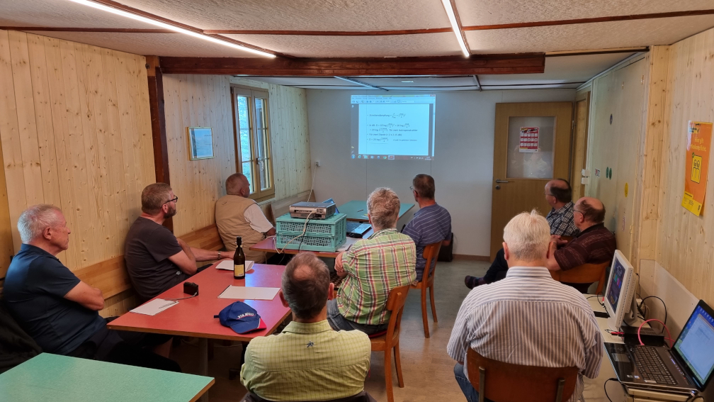 ATV- und Mikrowellenworkshop am 18.09.2021 (Bild 1 von 12) ATV- und Mikrowellenworkshop am 18.09.2021 (Bild 1 von 12)